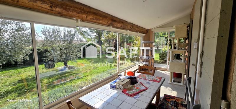 Maison - 215 m² - 10 pièces