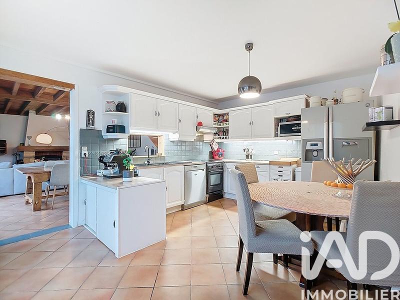 Maison - 167 m² - 8 pièces