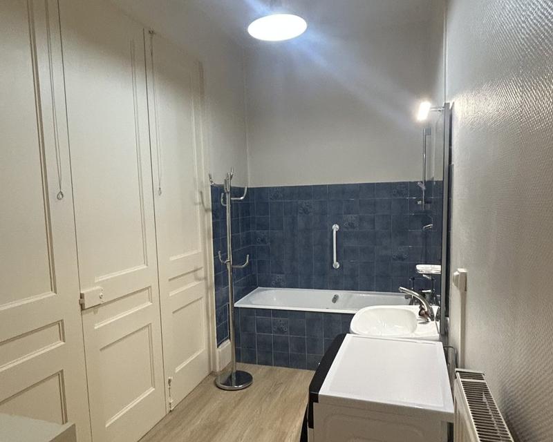 Appartement - 72 m² - 2 pièces