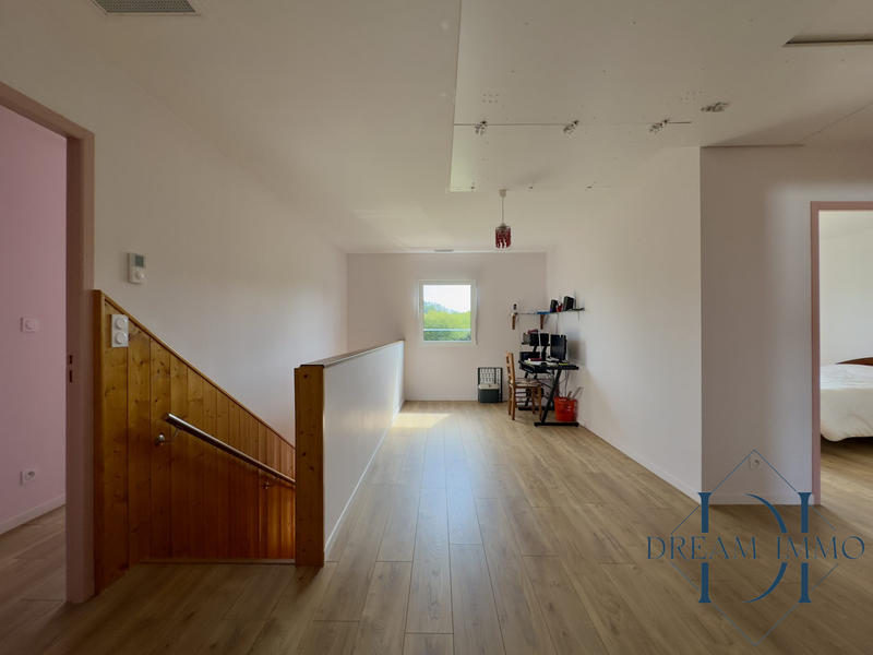 Maison - 127 m² - 4 pièces