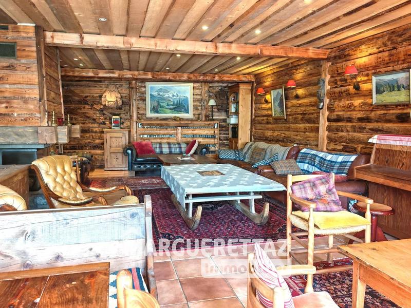 Gîte - 547 m² - 17 pièces