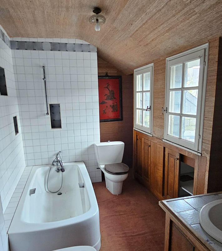 Maison - 208 m² - 6 pièces