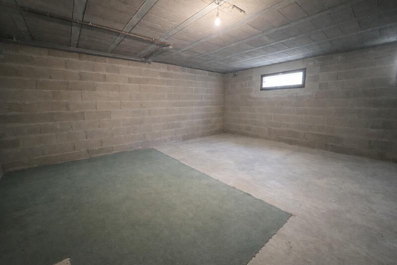 Maison - 210 m² - 7 pièces