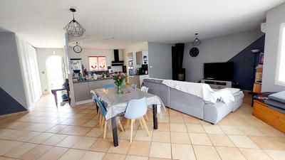 Maison - 110 m² - 4 pièces