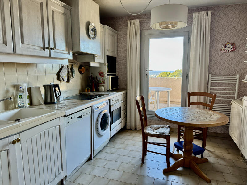 Appartement - 92 m² - 4 pièces