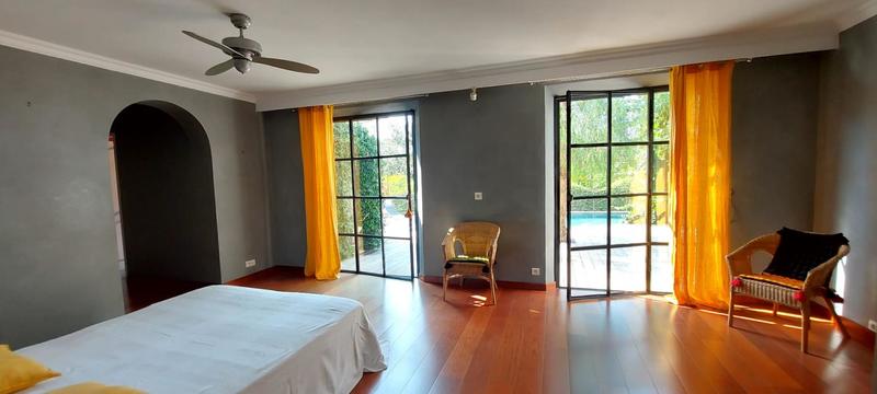 Villa - 182 m² - 6 pièces