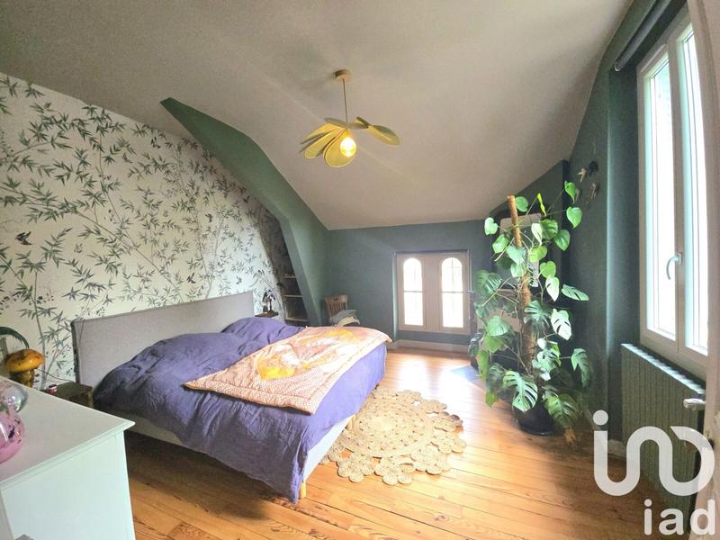 Maison - 187 m² - 6 pièces