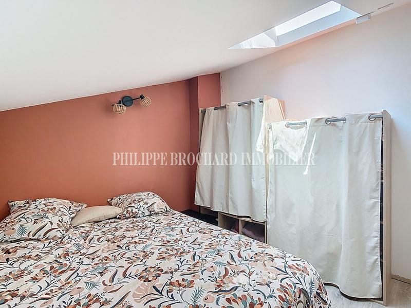 Maison - 98 m² - 5 pièces