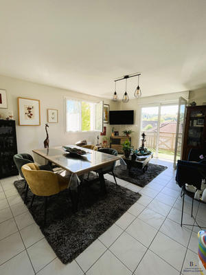 Appartement - 66 m² - 3 pièces