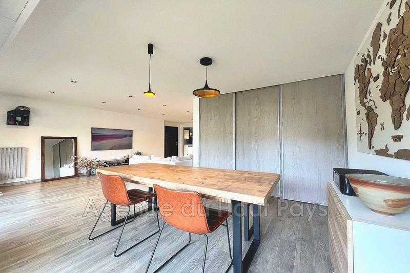 Appartement - 75 m² - 3 pièces