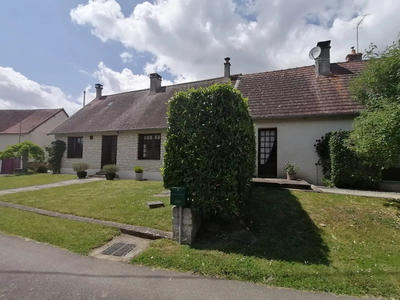 Maison traditionnelle - 98 m² - 3 pièces