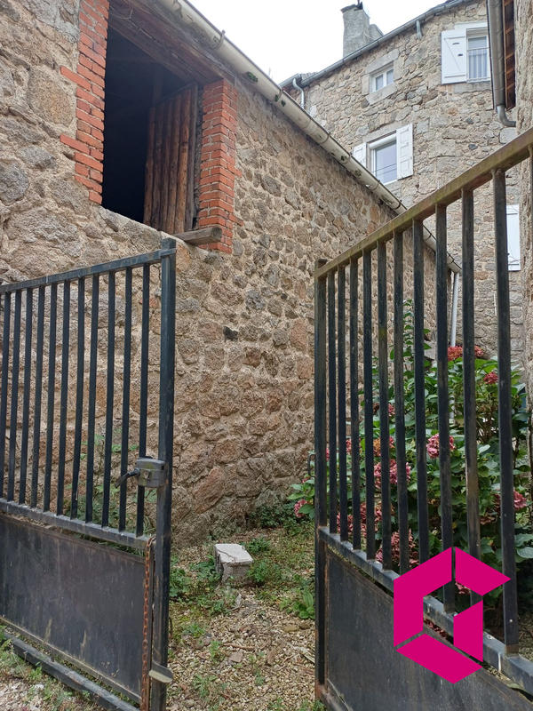 Maison ancienne - 70 m² - 2 pièces