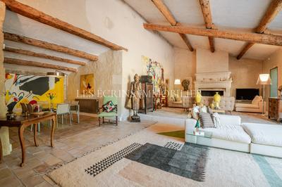 Maison - 600 m² - 8 pièces