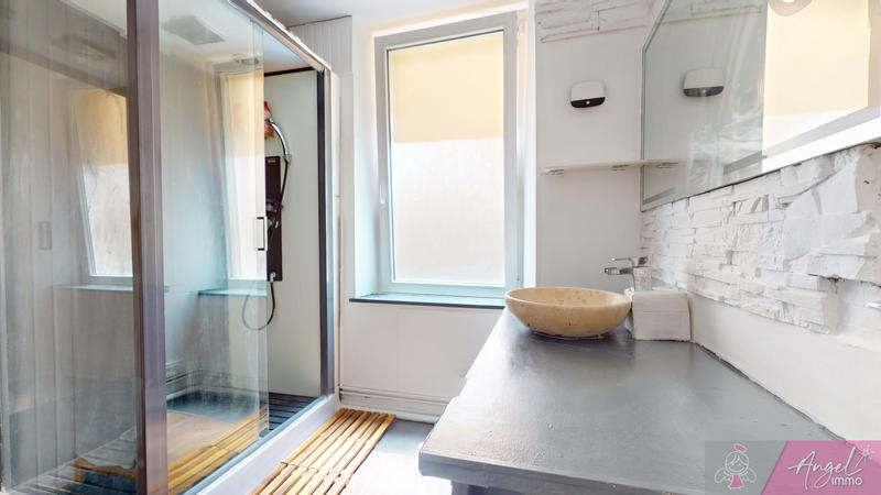 Maison de village - 195 m² - 10 pièces