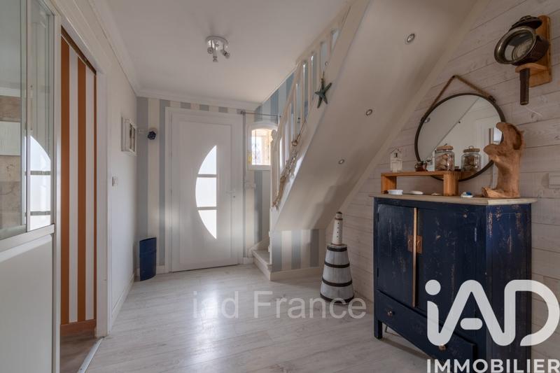 Maison - 203 m² - 10 pièces