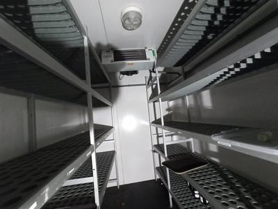 Local commercial - 373 m²