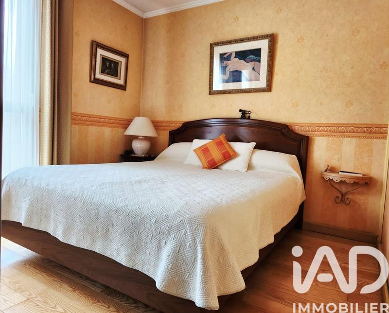 Appartement - 93 m² - 5 pièces