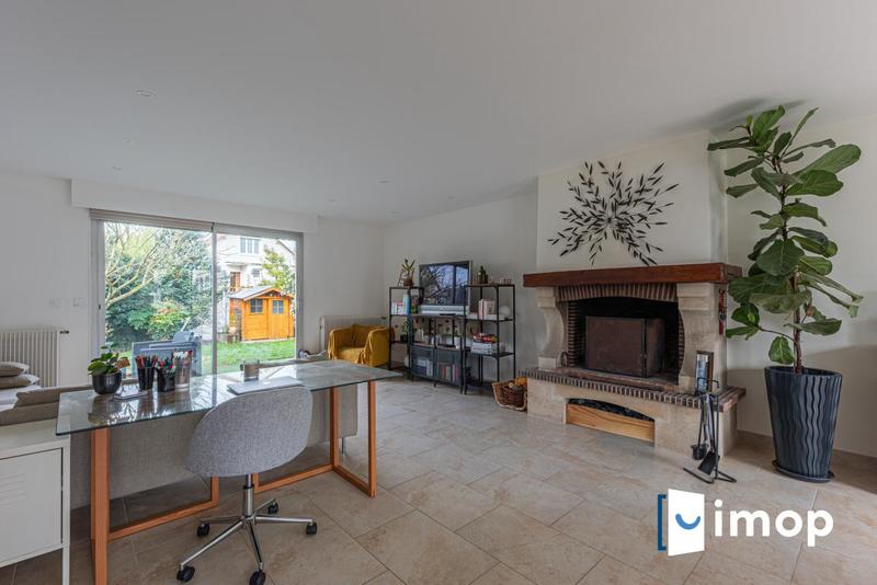 Maison - 161 m² - 6 pièces