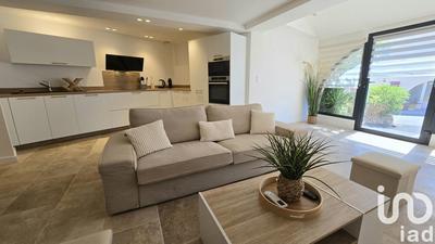 Maison - 104 m² - 5 pièces