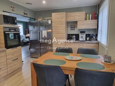 Maison - 133 m² - 6 pièces