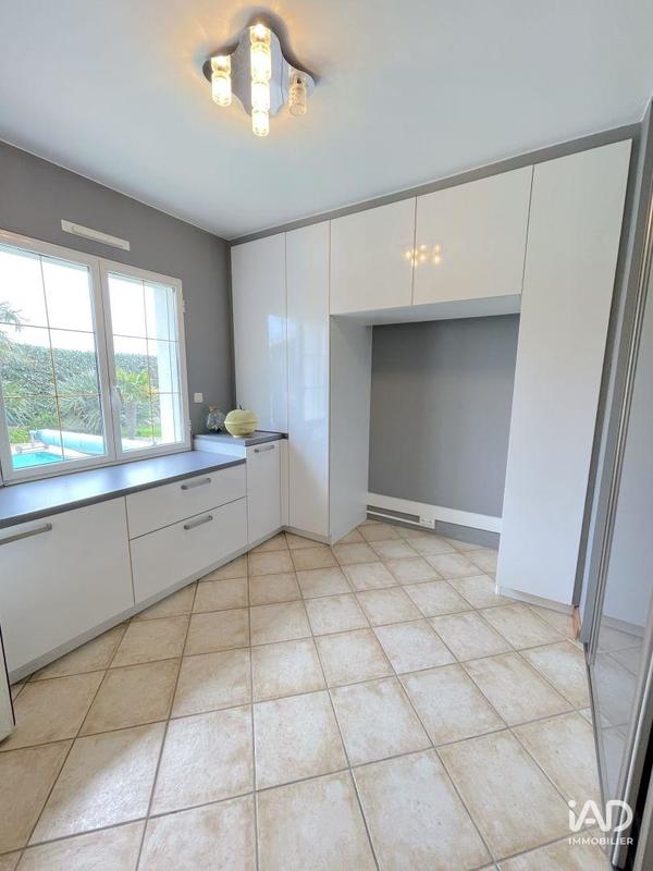 Maison - 199 m² - 5 pièces