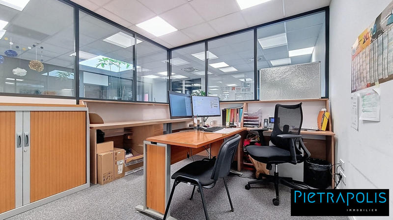 Fonds de commerce - Local d'activité / Entrepôt - 399 m²