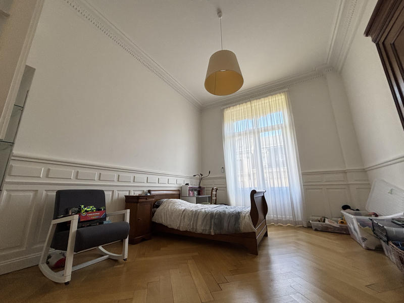 Local commercial - 269 m² - 6 pièces