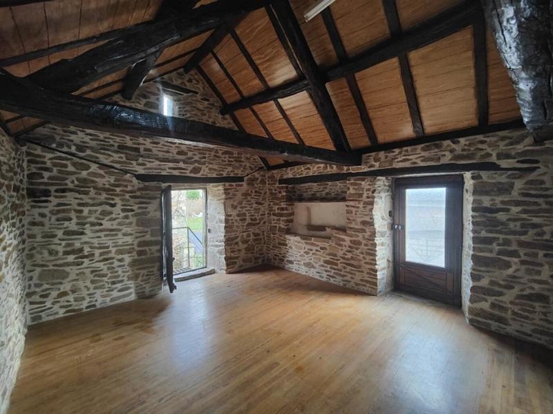 Maison en pierre - 120 m² - 6 pièces