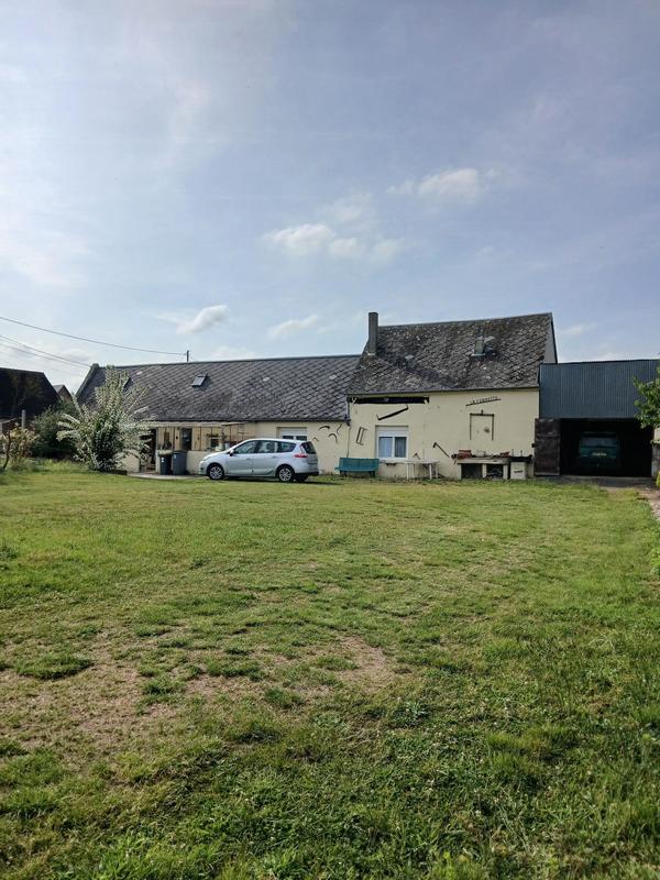 Maison de village - 90 m² - 4 pièces