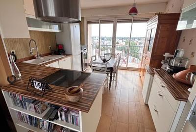 Appartement - 75 m² - 4 pièces