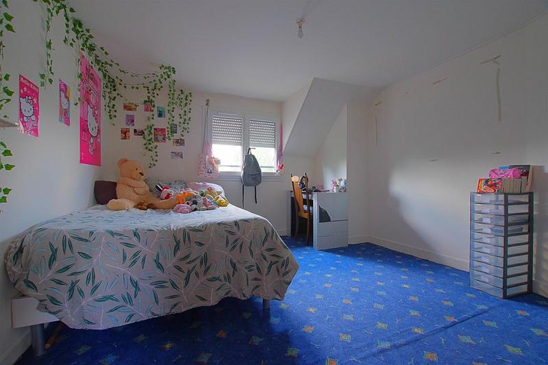 Maison - 194 m² - 6 pièces