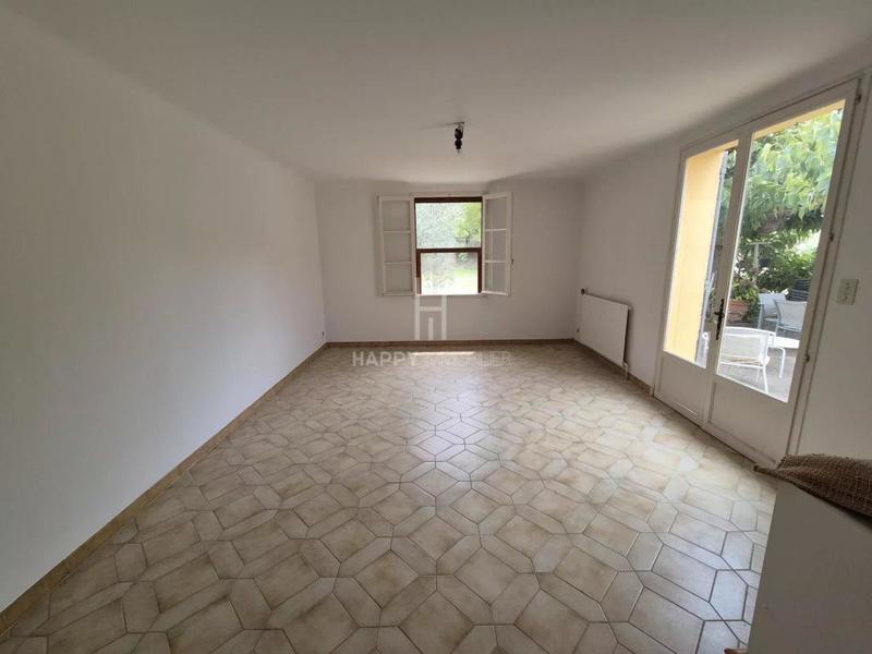 Maison - 94 m² - 5 pièces