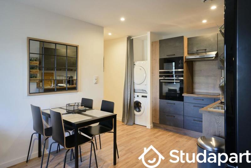 Chambre - 13 m² - 1 pièce