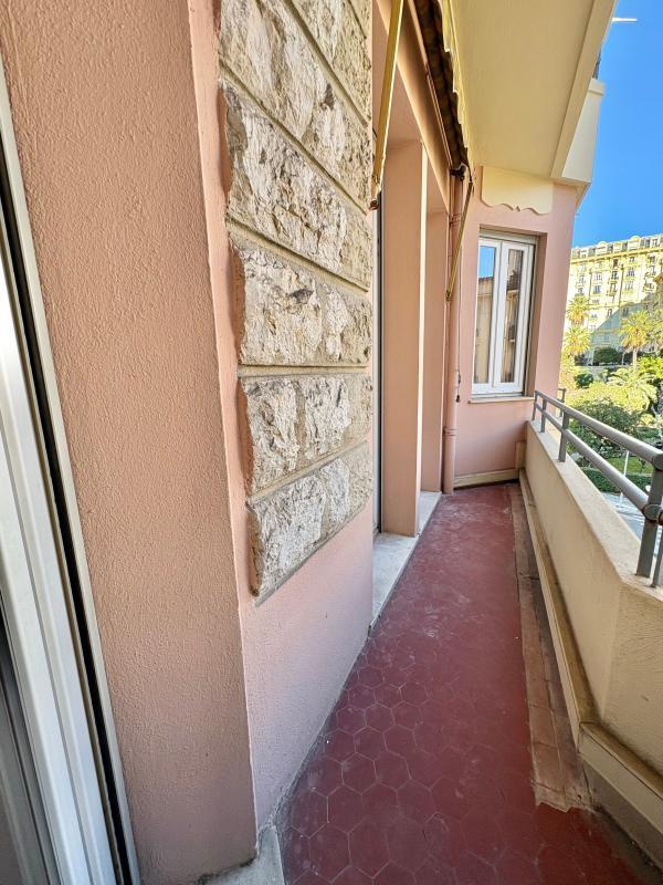 Appartement - 65 m² - 2 pièces