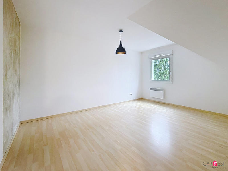 Maison - 101 m² - 5 pièces