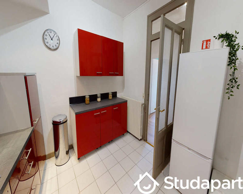 Chambre - 65 m² - 1 pièce