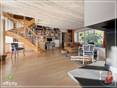 Maison - 180 m² - 7 pièces