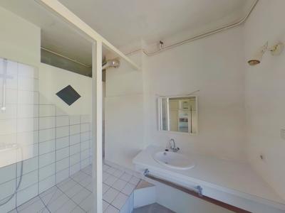 Appartement - 64 m² - 2 pièces