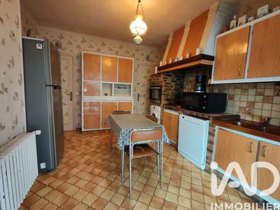 Maison - 90 m² - 3 pièces