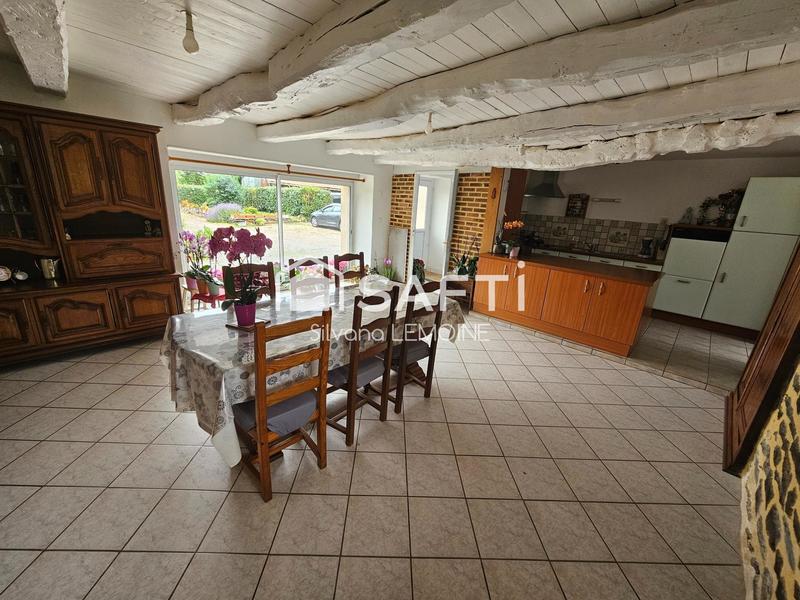 Maison - 267 m² - 11 pièces