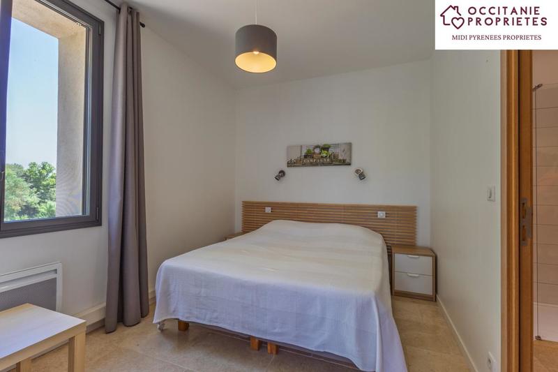 Propriété - 366 m² - 13 pièces