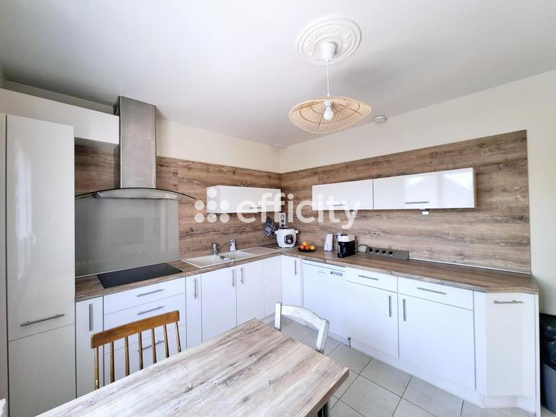 Maison - 138 m² - 7 pièces