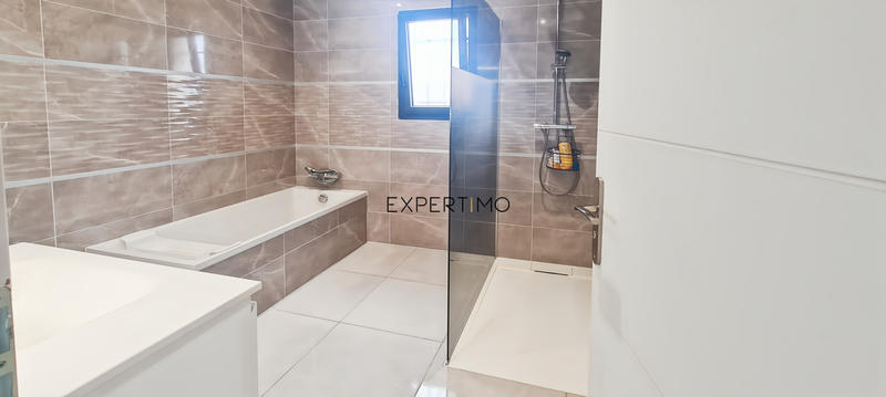 Villa - 133 m² - 4 pièces