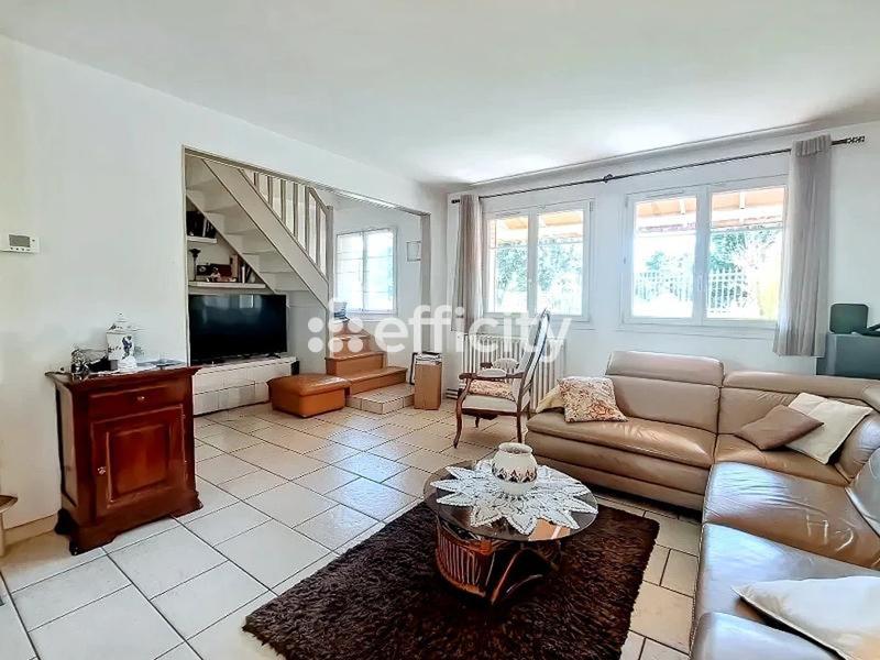 Maison - 130 m² - 6 pièces