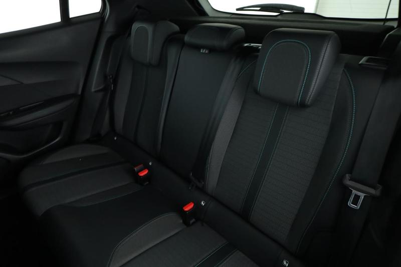 Peugeot 2008 1.2 PureTech Allure Pack Eat8 131 ch