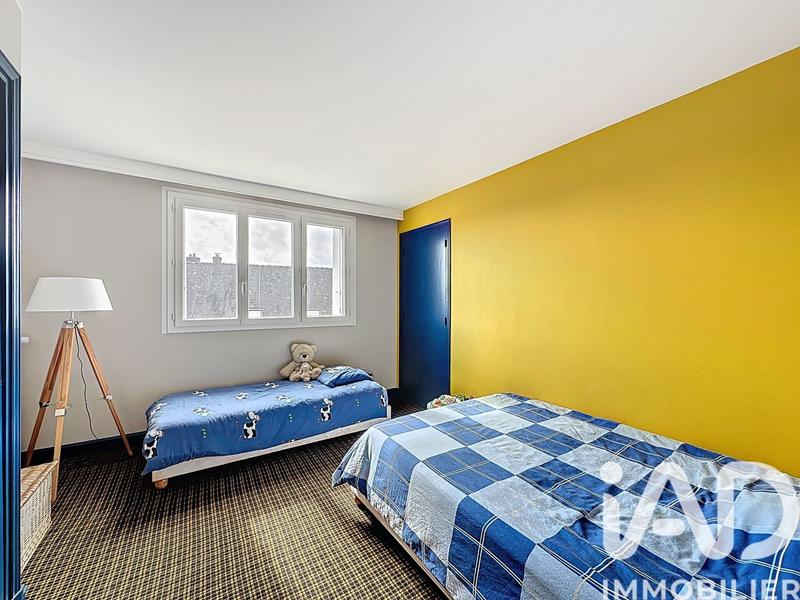 Maison - 375 m² - 11 pièces