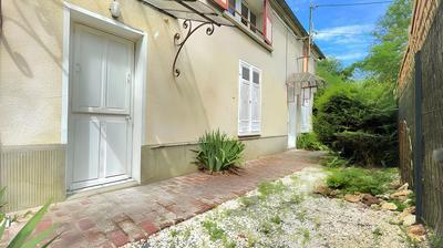 Maison - 140 m² - 8 pièces