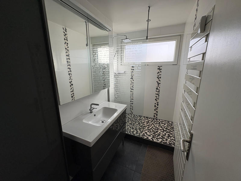 Appartement - 70 m² - 3 pièces