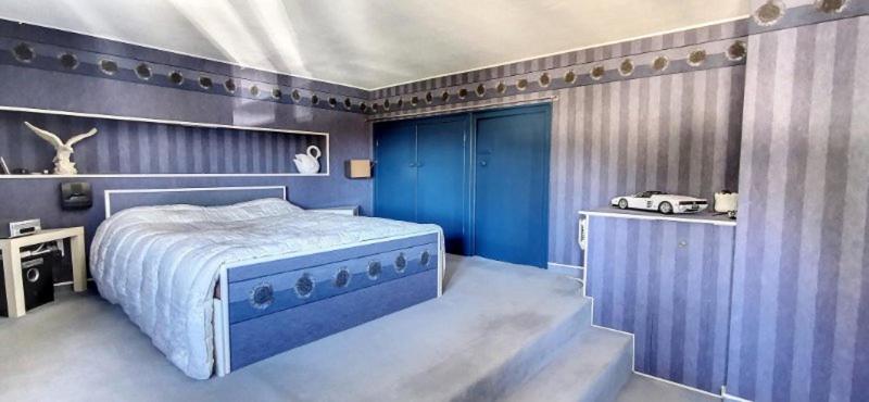 Maison - 213 m² - 6 pièces