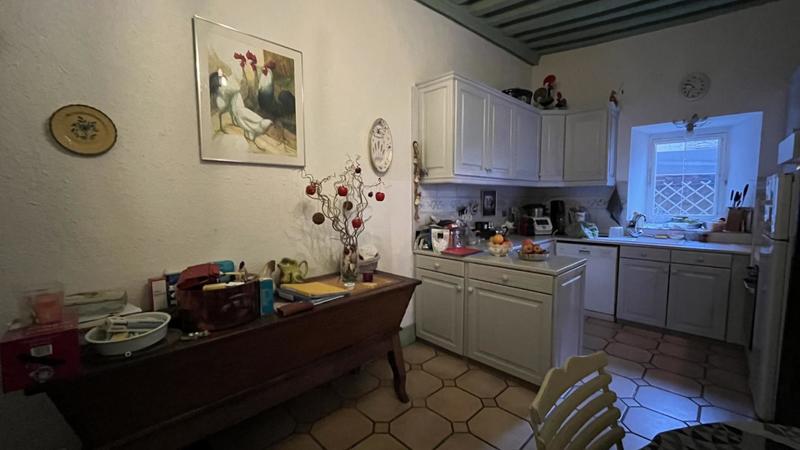 Maison - 240 m² - 8 pièces